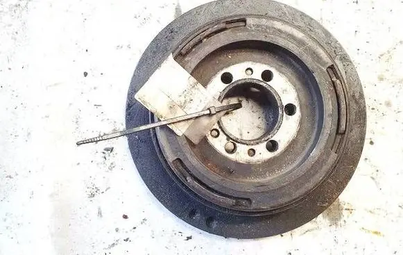 BMW 5 E39 Crankshaft pulley 2246511b