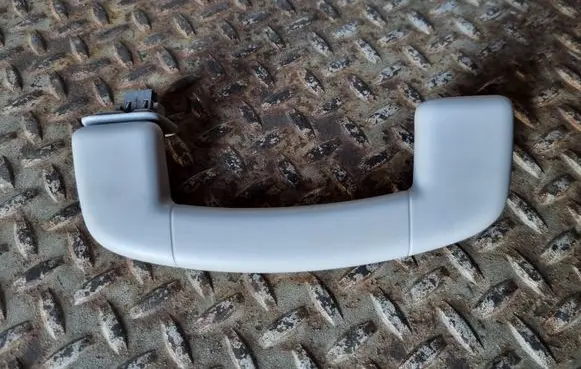 Front interior roof grab handle