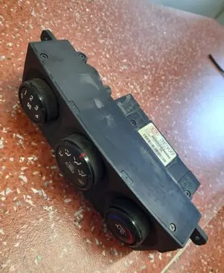 KIA Sorento Interior fan control switch 3E500 972503E500
