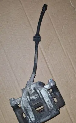 Front brake caliper