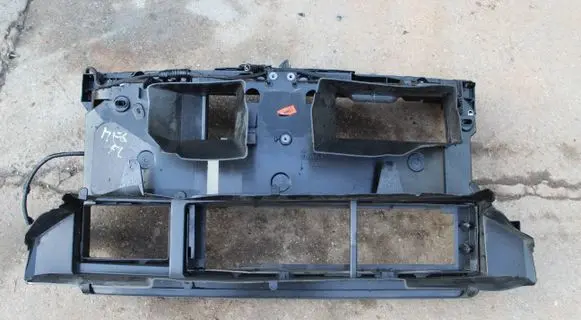 Renault Megane IV Radiator support slam panel 625009195R
