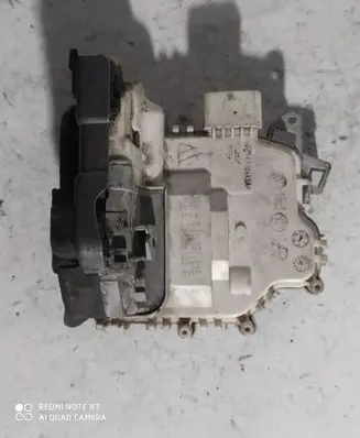 Audi A6 S6 C7 4G Front door lock 8J2837015C