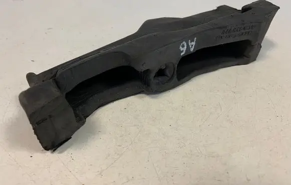 Audi A6 S6 C7 4G Other engine bay part 4G0823722