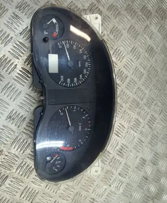 Speedometer (instrument cluster)