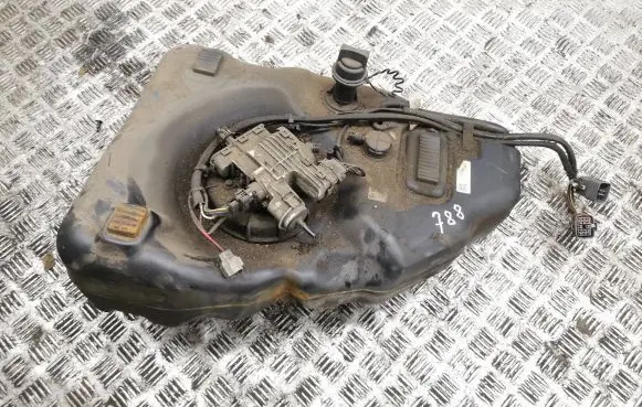 Mazda CX-7 AdBlue liquid reservoir 0444050031