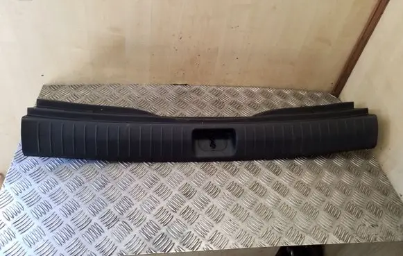 KIA Sportage Trunk/boot sill cover protection