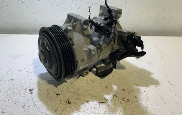 Toyota RAV 4 (XA40) Air conditioning (A/C) compressor (pump) 4472807933 6SES14C 07T10028