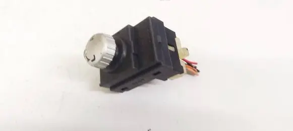 Mitsubishi Colt Wing mirror switch MN108084