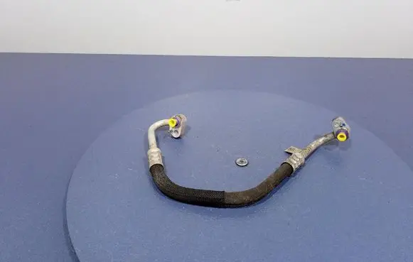 Air conditioning (A/C) pipe/hose