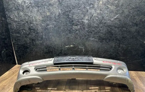 Mercedes-Benz C W203 Front bumper