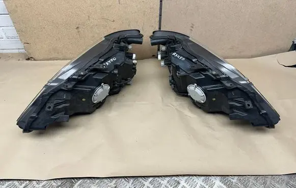 Lexus RX 450H Headlight/headlamp