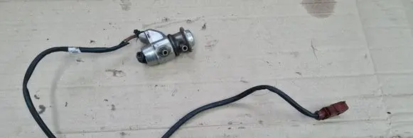Audi A4 S4 B9 AdBlue injector 04L131113J