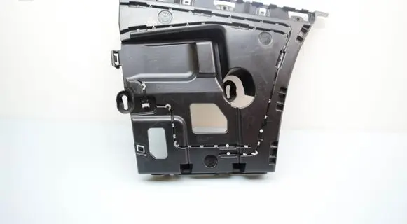 Rear bumper mounting bracket