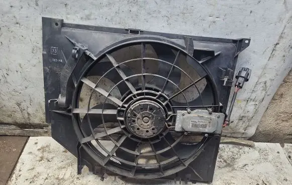BMW 3 E46 Electric radiator cooling fan 073893 3135103555