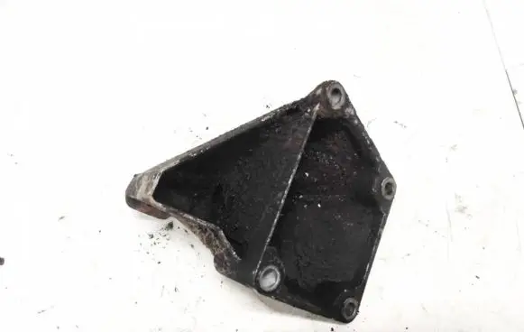 Audi A4 S4 B6 8E 8H Engine mounting bracket 4b0199307c