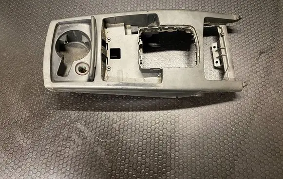 Audi A6 S6 C6 4F Center console 4F1864261 T0021886 P0103820