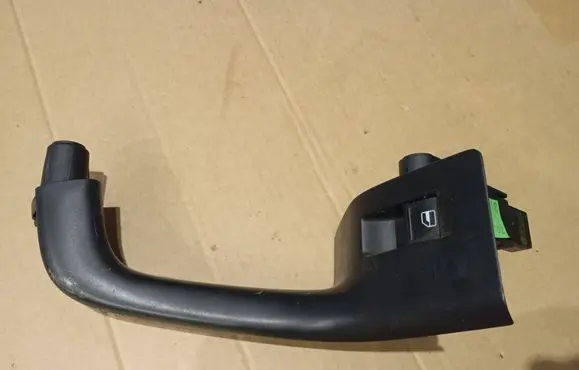 Volkswagen Golf Plus Rear door window switch trim 5M0867180A