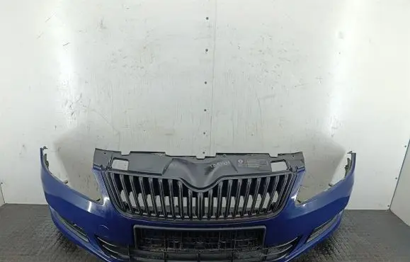 Skoda Fabia Mk2 (5J) Front bumper LF5A