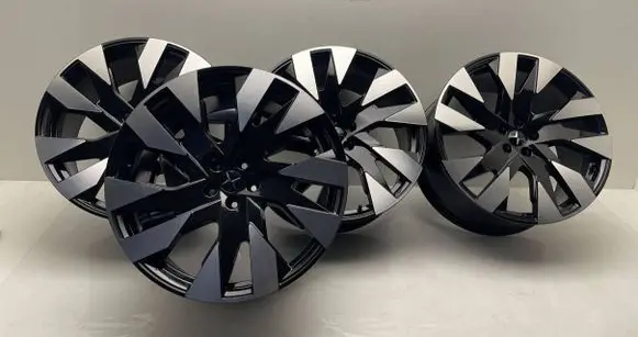 Polestar 4 R21 alloy rim 80012657