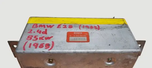 BMW 5 E28 ABS control unit/module 0265100010 3450373