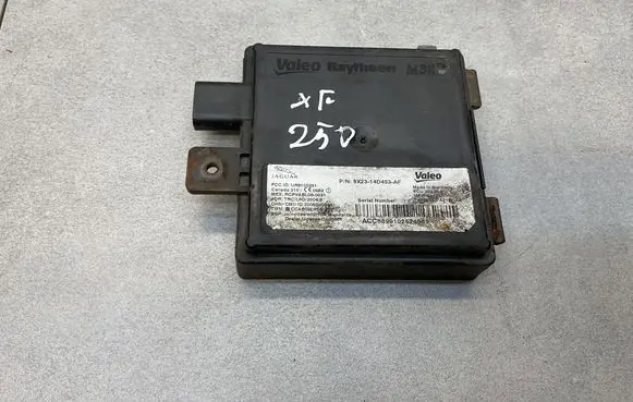 Jaguar XF X250 Blind spot module 9X2314D453AF