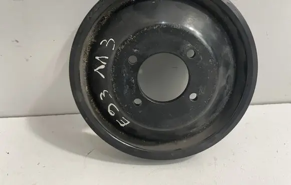 BMW M3 e92 Water pump pulley 7838676