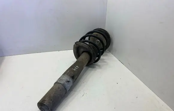 BMW 5 E60 E61 Front shock absorber with coil spring 8249040000