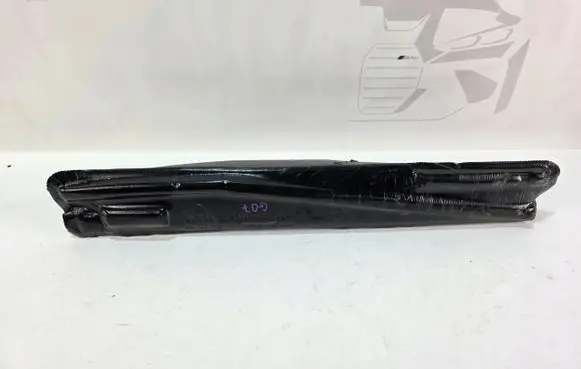 BMW X7 G07 Fender foam support/seal 