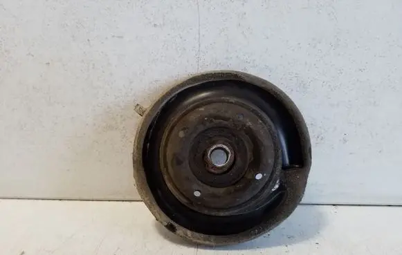 Nissan Pathfinder R51 Front coil spring rubber mount 
