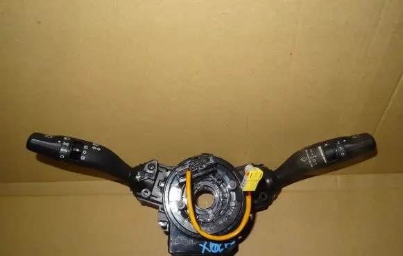 KIA Xceed Wiper turn signal indicator stalk/switch