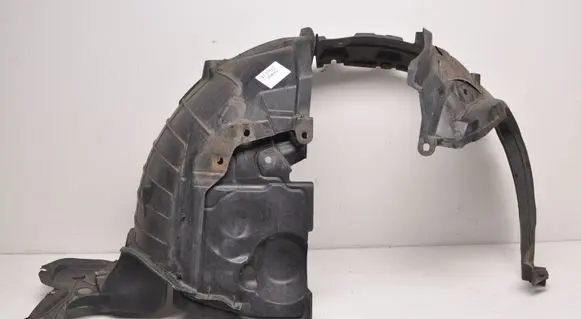 Nissan X-Trail T32 Front arch 638424CB0A