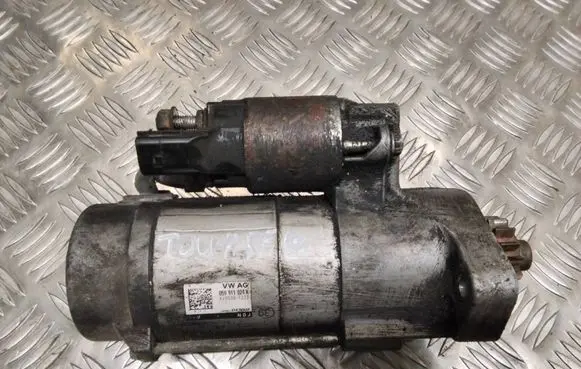 Volkswagen Touareg II Starter motor 059911024K