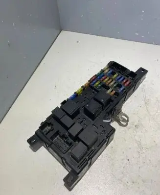 Volvo V70 Fuse box set 9494207 518322003 991126225314