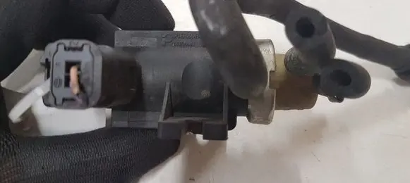 Peugeot 307 Turbo solenoid valve 70163300 9661960380