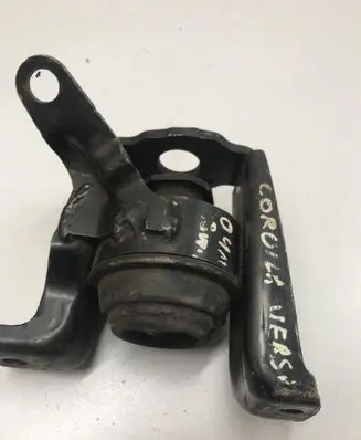 Toyota Corolla Verso E121 Engine mount bracket 1237127020