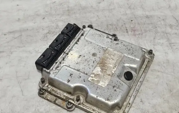 Renault Laguna II Engine control unit/module 8200126462 8200121886 0281010482