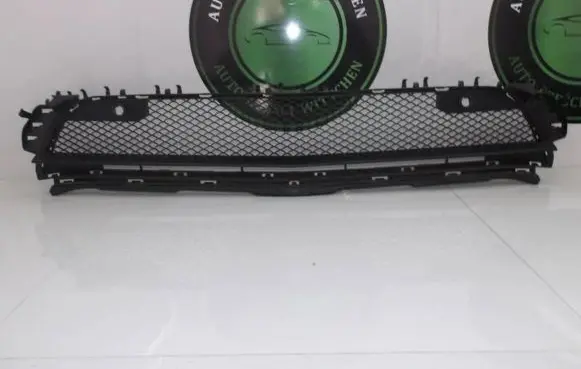 Mercedes-Benz GLA W156 Front bumper lower grill A1568854322