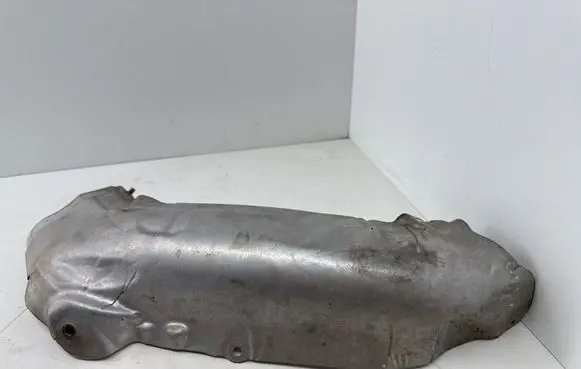 BMW 5 F10 F11 Exhaust heat shield 7577000