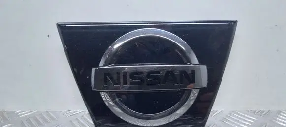 Nissan Micra K14 Manufacturer badge logo/emblem 628905FA0B