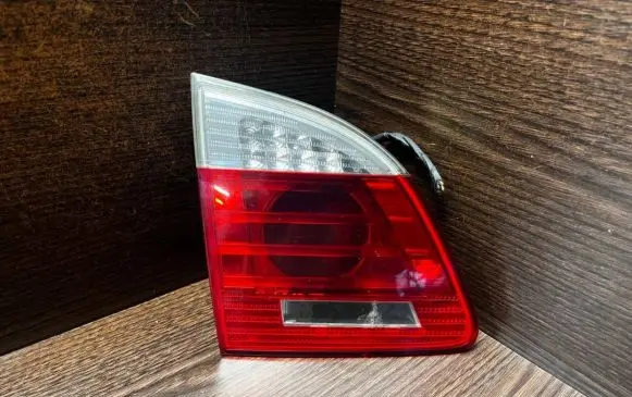BMW 5 E60 E61 Tailgate rear/tail lights 6321717769706 2TZ00942701
