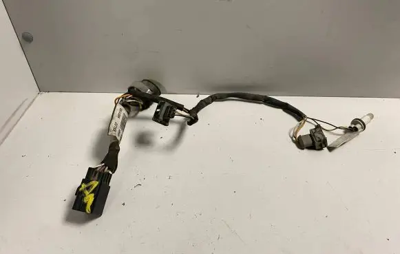 Volvo S60 Headlight/headlamp wiring loom/harness 30763548