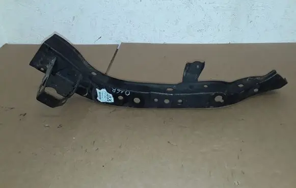Toyota RAV 4 (XA40) Radiator mount bracket TY3013
