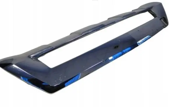Front bumper lip