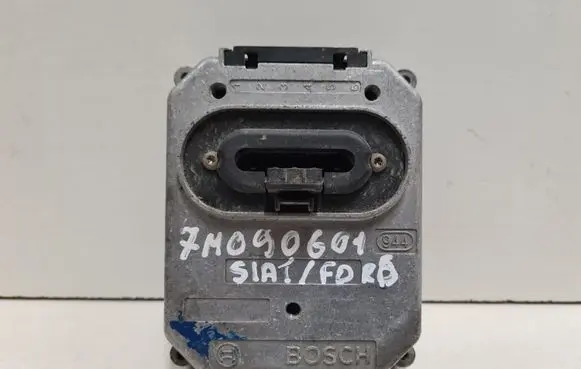 Seat Alhambra (Mk1) Window wiper relay 7M0906015 1397328044