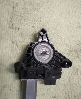 Mercedes-Benz B W246 W242 Rear door window regulator motor 968740100 GB558RA SD882608