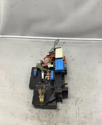 Mercedes-Benz E W212 Fuse module 2129004201