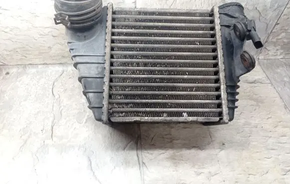 Volkswagen Golf IV Intercooler radiator 1J0145803F