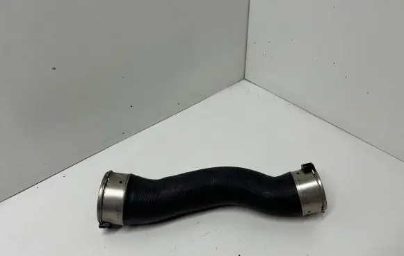 BMW 4 F36 Gran coupe Intercooler hose/pipe 7602652