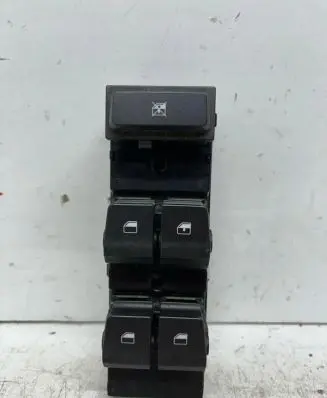 Hyundai i30 Quarter vent window switch 93571G3040