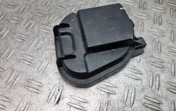 BMW X1 E84 Headlight/headlamp dust cover